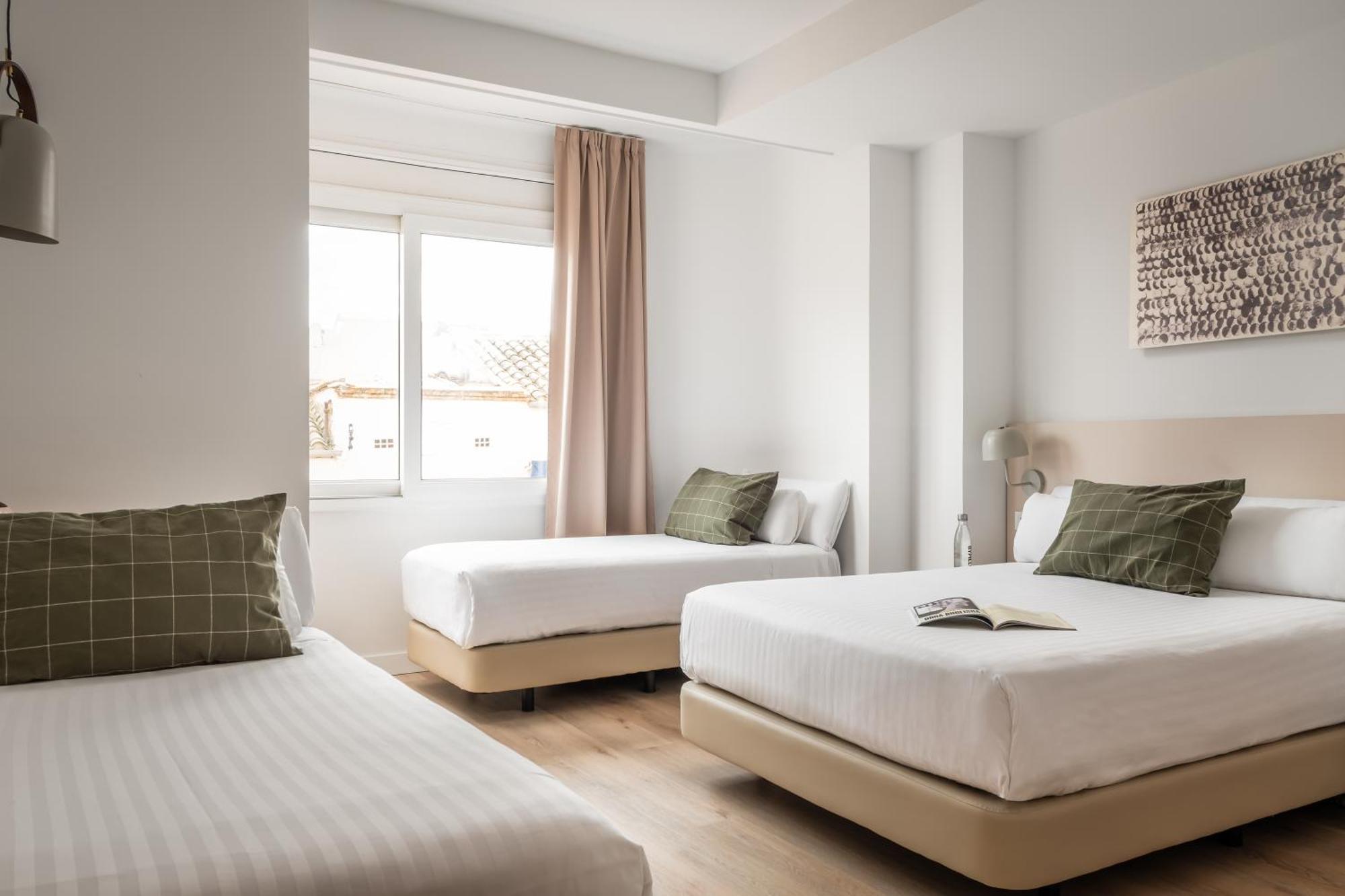 Bypillow Erba Hotel Gerona
