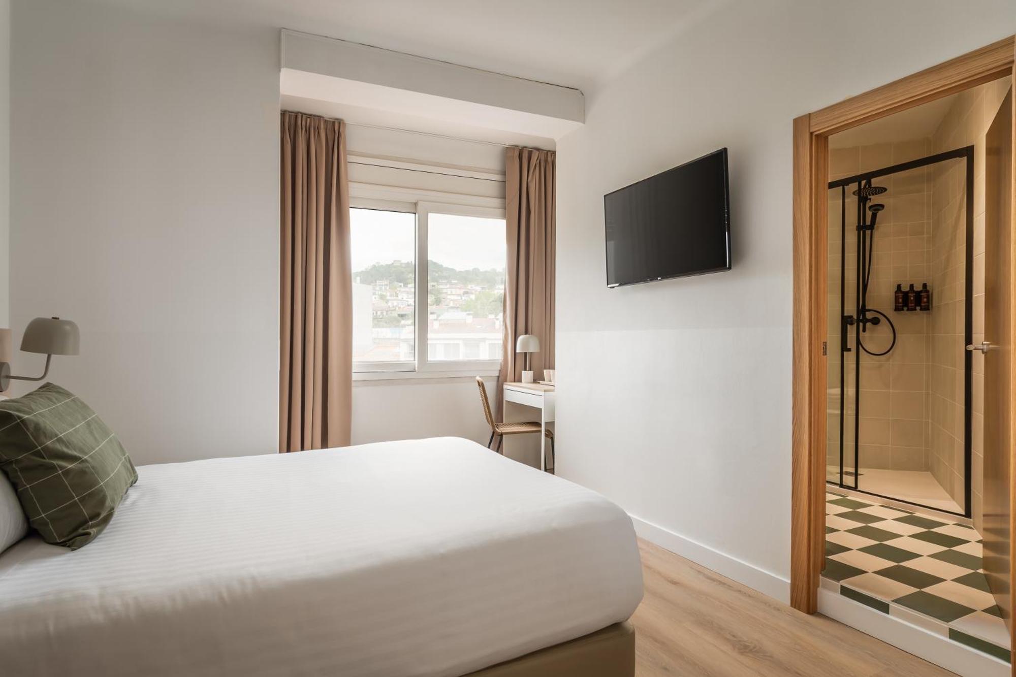 Hotel Bypillow Erba Gerona